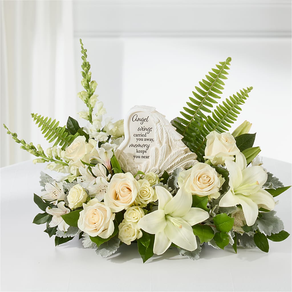 Holding You Close Arrangement – BLOSSOMS & BOWS FLORIST & GIFTS, Springfield KY