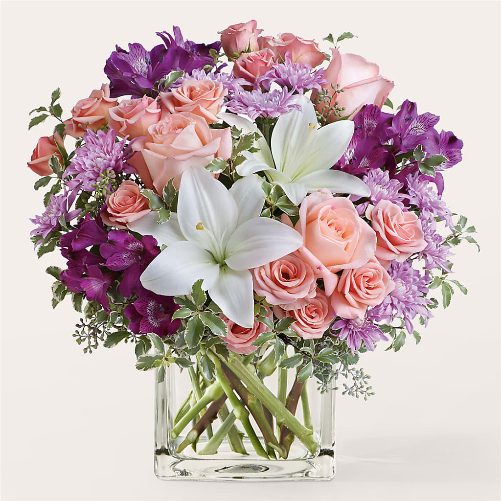Mani Pedi Bouquet – BLOSSOMS & BOWS FLORIST & GIFTS, Springfield KY
