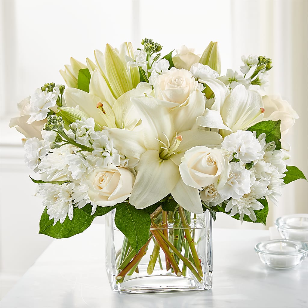 Gentle Breeze Bouquet – BLOSSOMS & BOWS FLORIST & GIFTS, Springfield KY