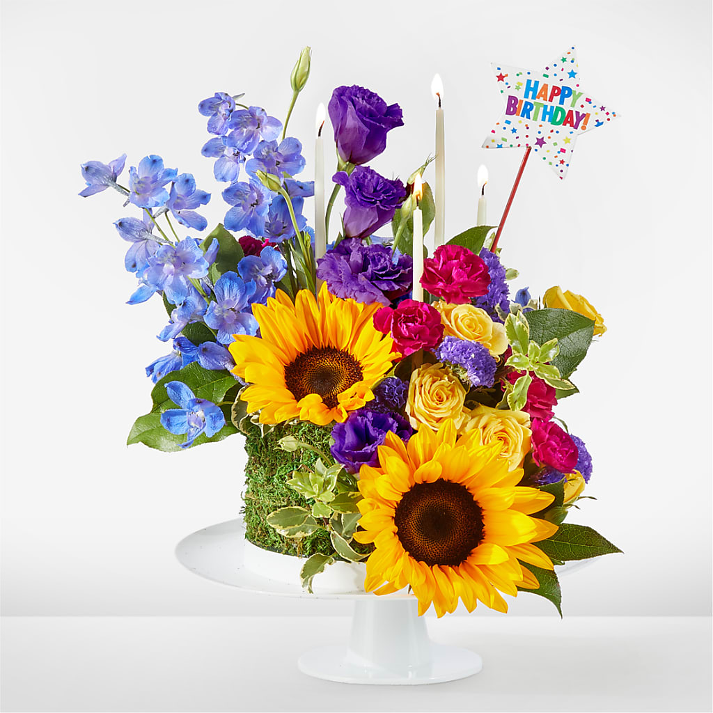 Star of the Day Floral Cake – BLOSSOMS & BOWS FLORIST & GIFTS, Springfield KY
