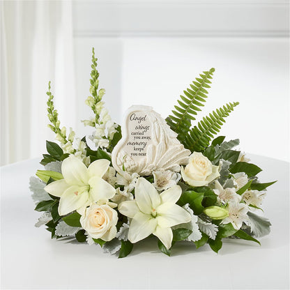 Holding You Close Arrangement – BLOSSOMS & BOWS FLORIST & GIFTS, Springfield KY