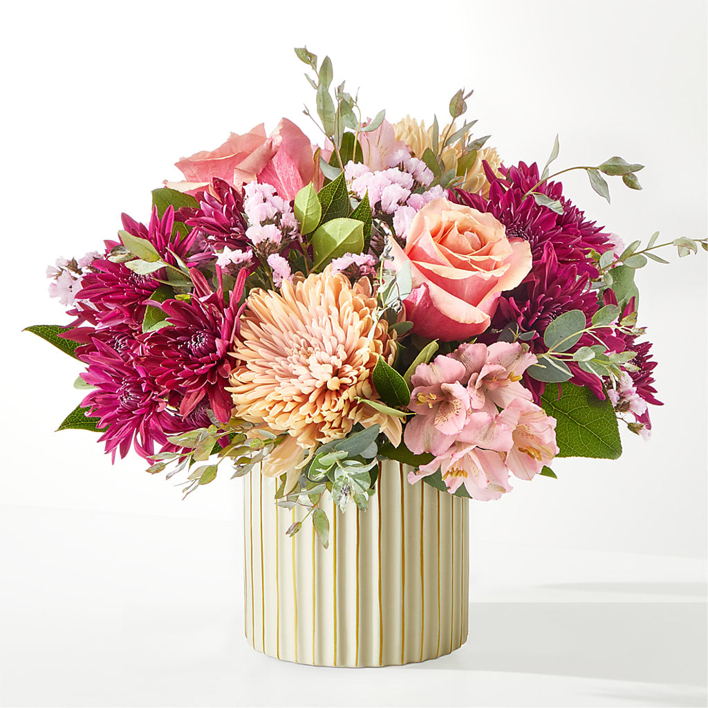 Berry Cobbler Bouquet with Ivory Vase – BLOSSOMS & BOWS FLORIST & GIFTS, Springfield KY