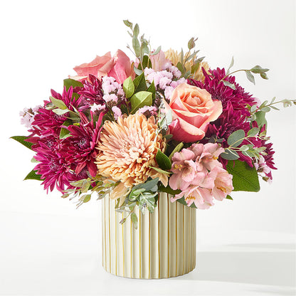 Berry Cobbler Bouquet with Ivory Vase – BLOSSOMS & BOWS FLORIST & GIFTS, Springfield KY