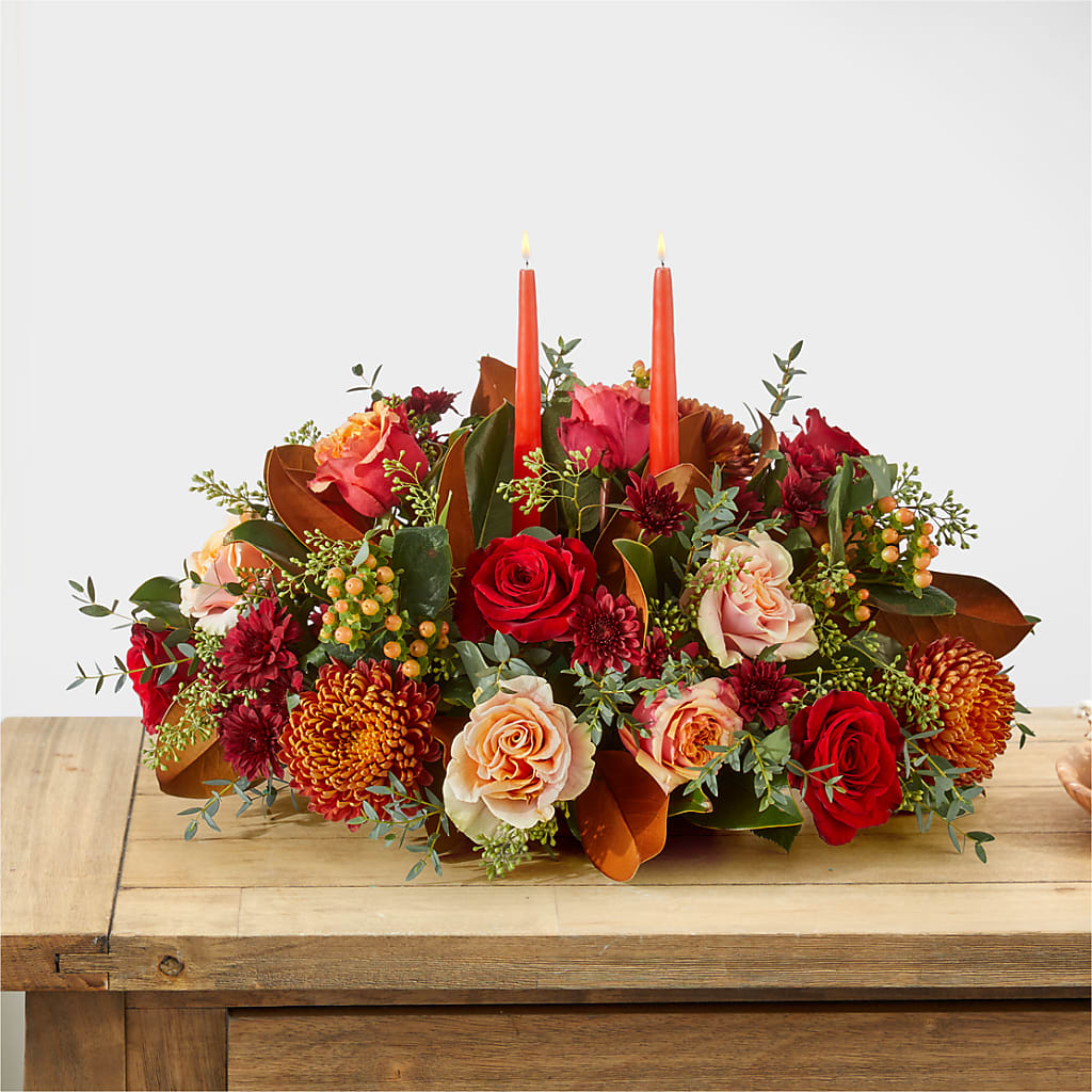 Gather Near Centerpiece – BLOSSOMS & BOWS FLORIST & GIFTS, Springfield KY